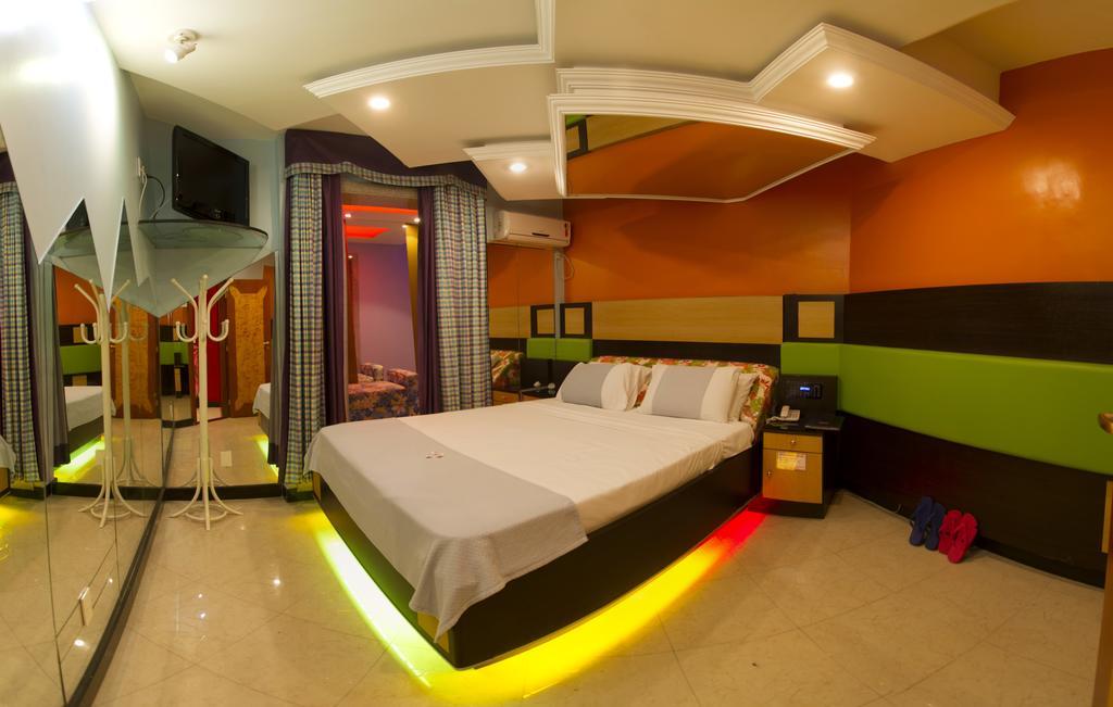 Status Motel - Check In Livre (Adults Only) Serra  Ruang foto