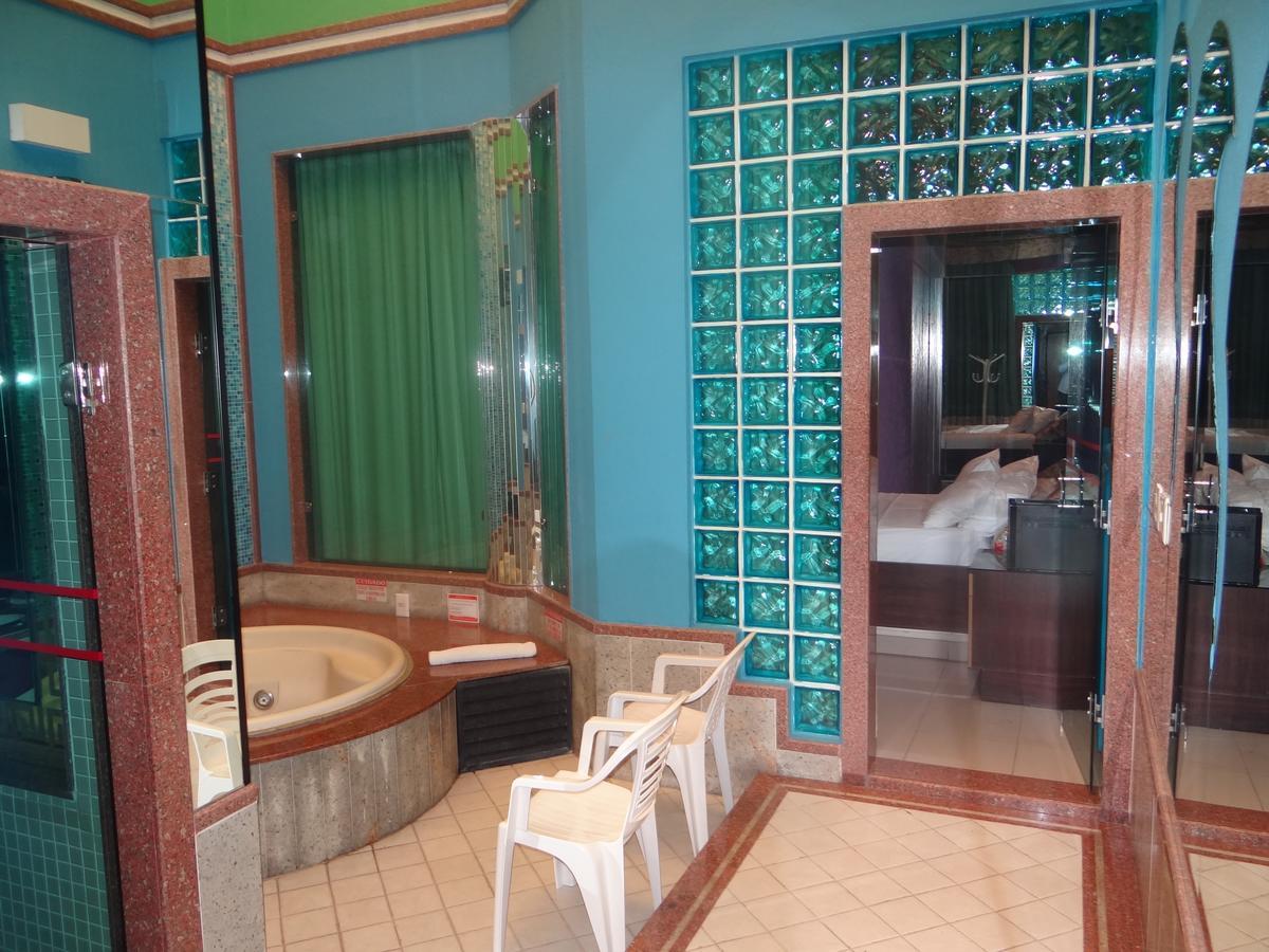 Status Motel - Check In Livre (Adults Only) Serra  Bagian luar foto